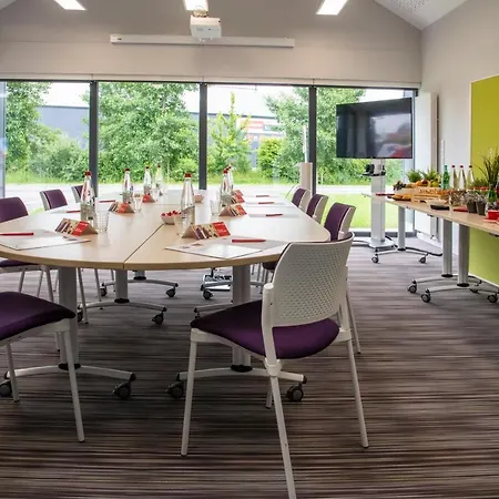 Hotel Ibis Pontorson Baie Du Mont Michel 3*