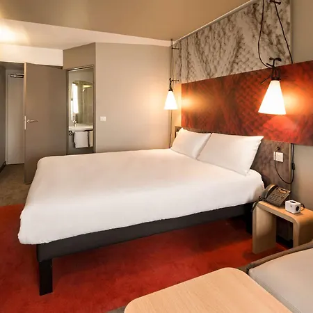 Hotel Ibis Pontorson Baie Du Mont Michel Saint-Georges-de-Gréhaigne