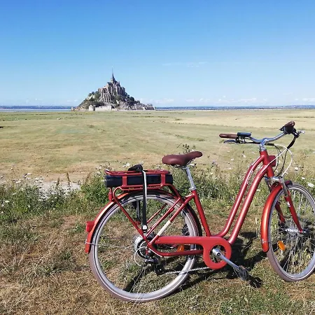 Hotel Ibis Pontorson Baie Du Mont Michel 3*